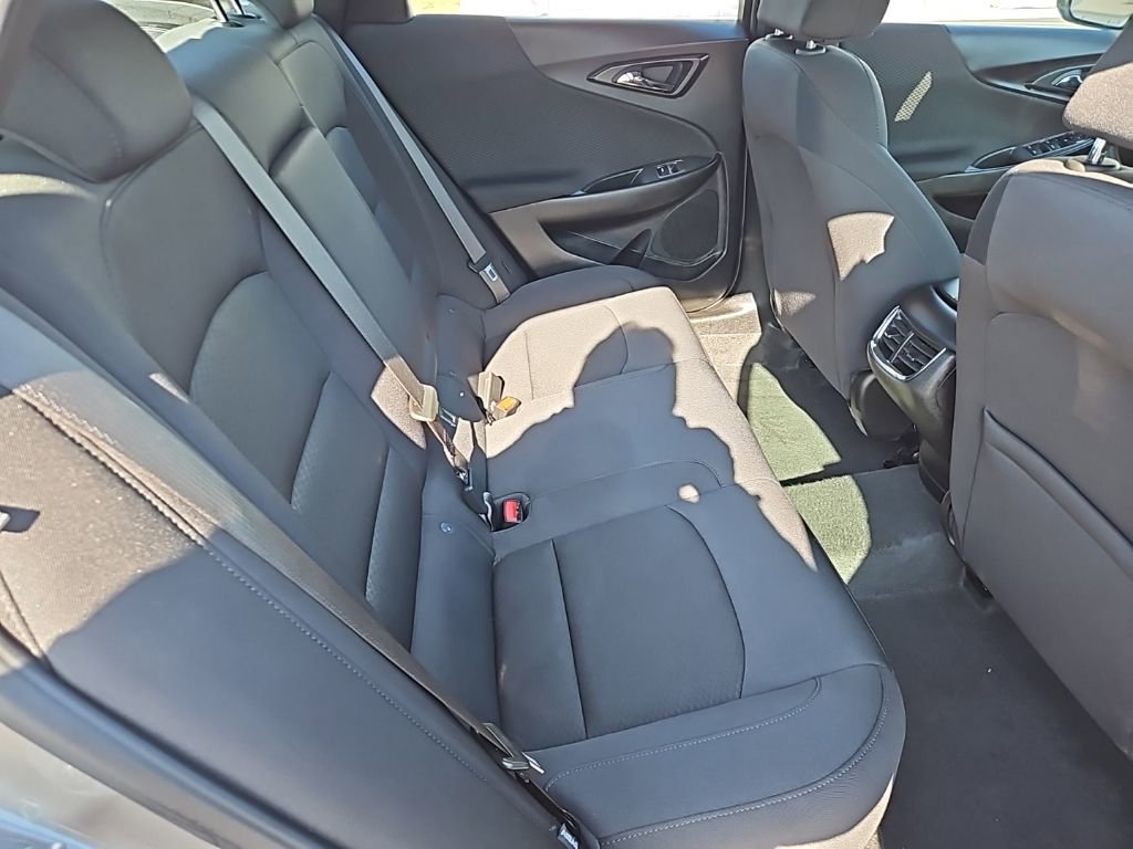 Used 2025 Chevrolet Malibu LT image 22