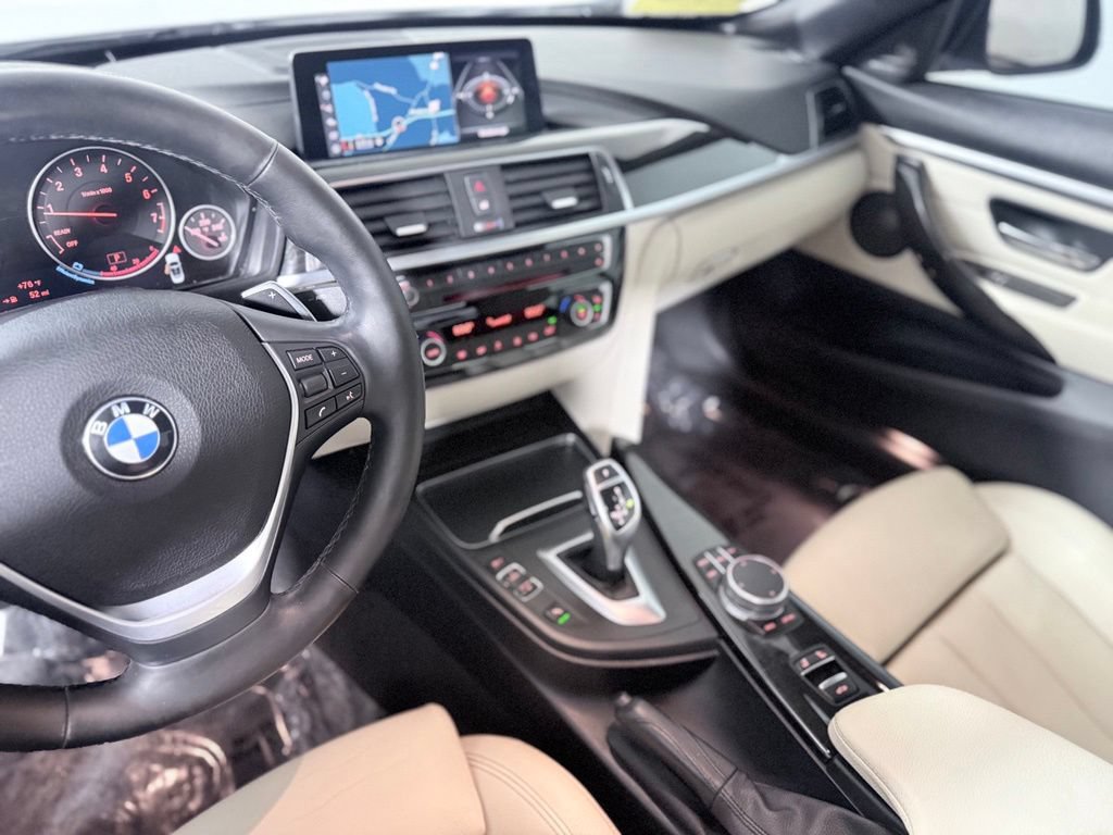Used 2018 BMW 440i xDrive Convertible AWD/4WD image 17