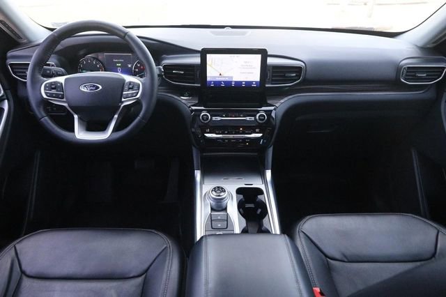 Used 2021 Ford Explorer Limited w/ Hybrid Equipment Group 310A AWD/4WD image 23