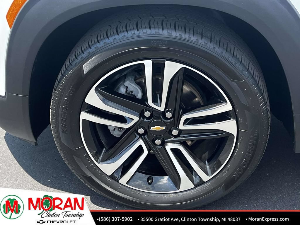 Certified 2024 Chevrolet TrailBlazer LT w/ Convenience Package FWD image 10