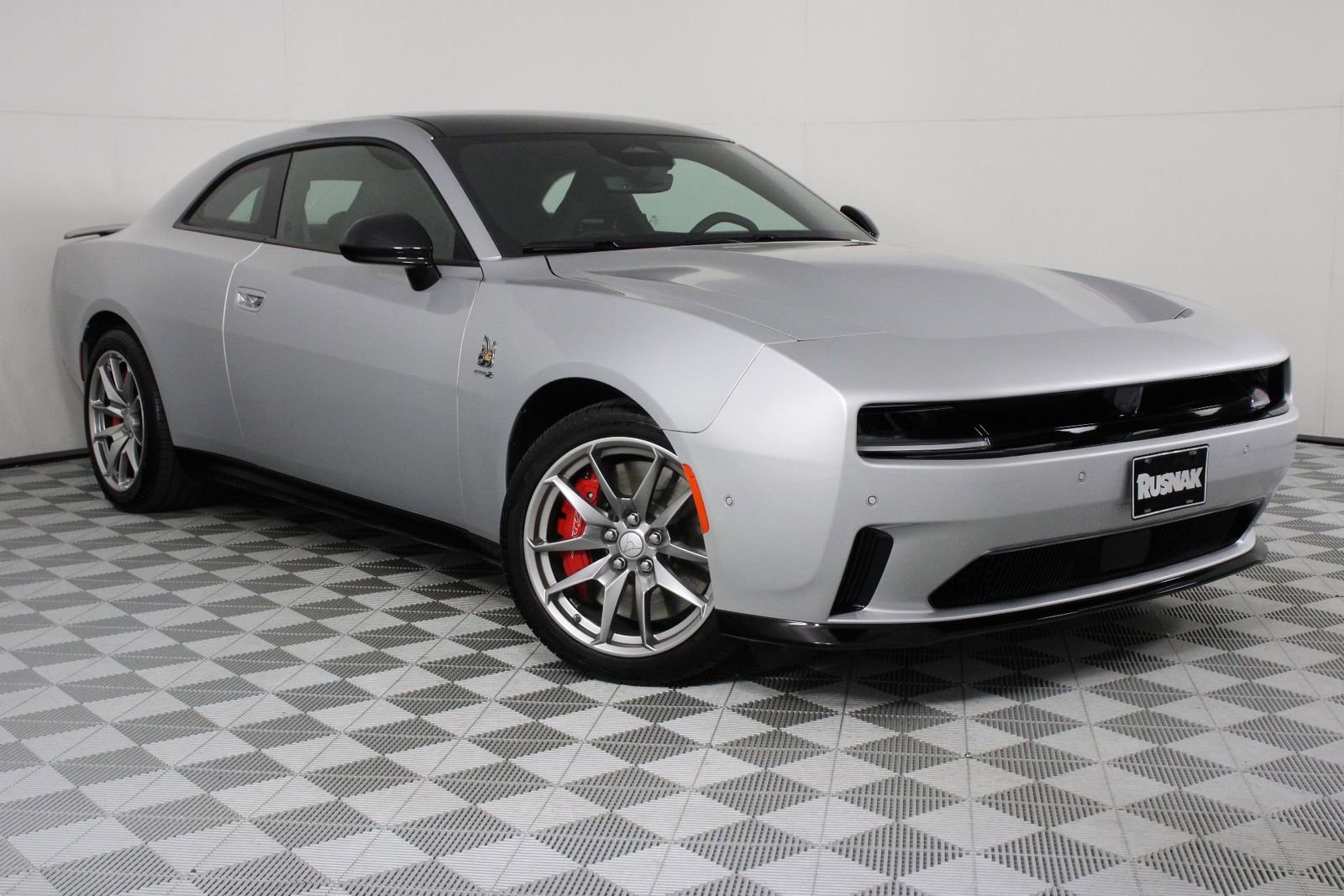 Used 2025 Dodge Charger Daytona Scat Pack w/ Track Pack AWD/4WD image 34
