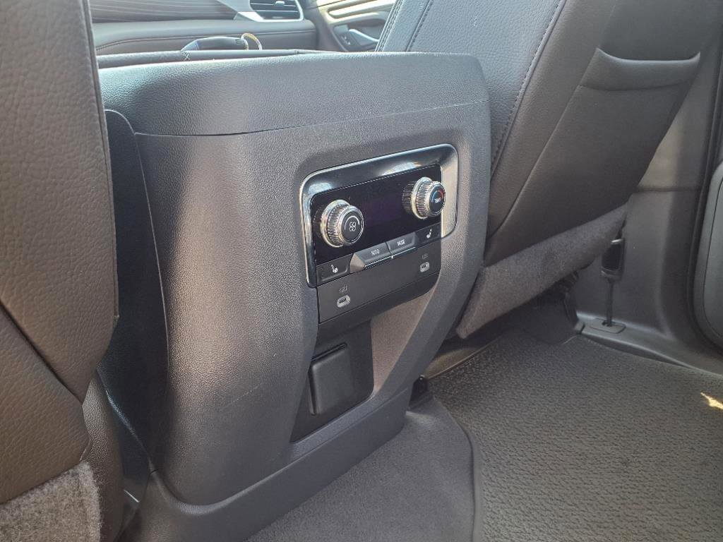 Used 2024 GMC Yukon Denali image 19