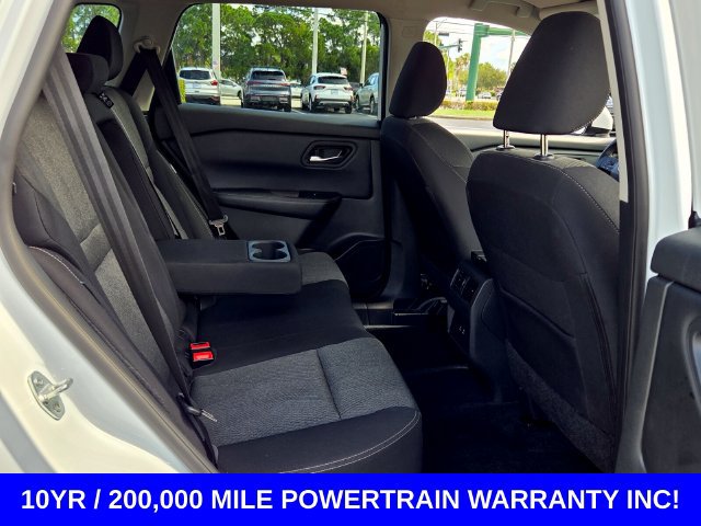 Used 2025 Nissan Rogue SV AWD/4WD image 15