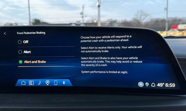 Used 2024 Cadillac XT4 Sport image 34