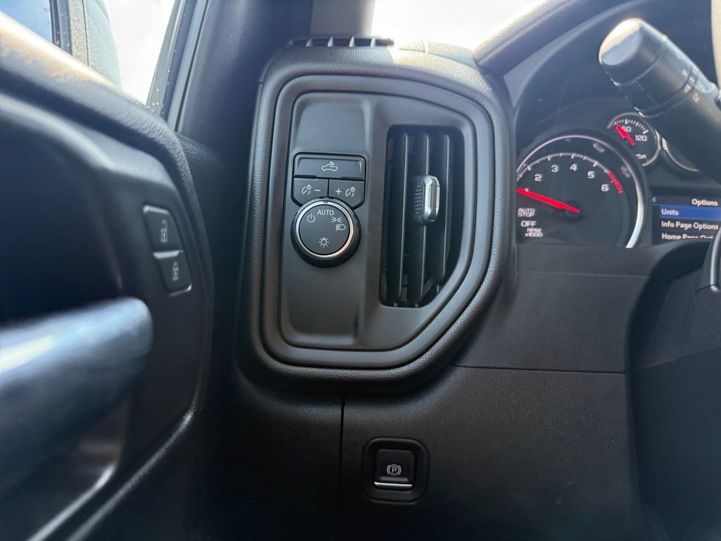 Certified 2022 Chevrolet Silverado 1500 Custom w/ Rally Edition image 22