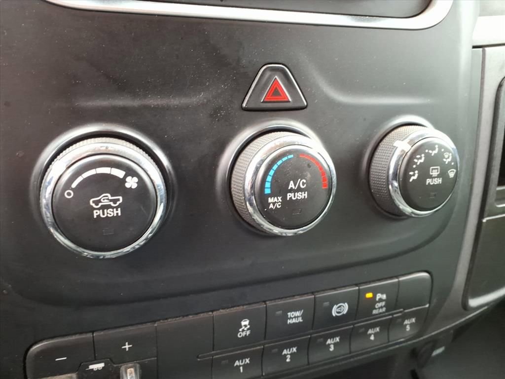 Used 2017 RAM 3500 Tradesman w/ Chrome Appearance Group image 20