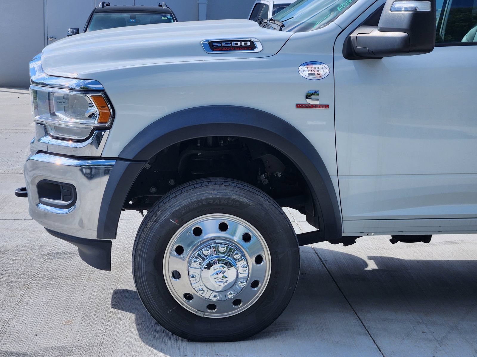 New 2024 RAM 5500 Tradesman w/ Chrome Appearance Group RWD image 8