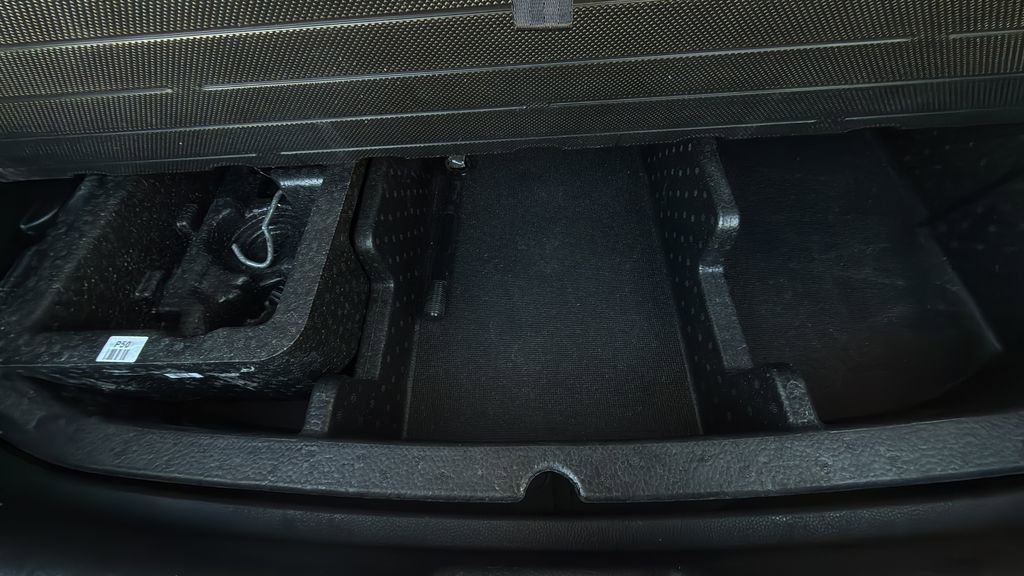 Used 2018 Kia Soul + FWD image 12
