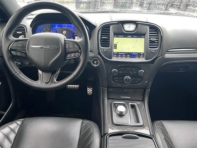 Used 2023 Chrysler 300 C RWD image 3