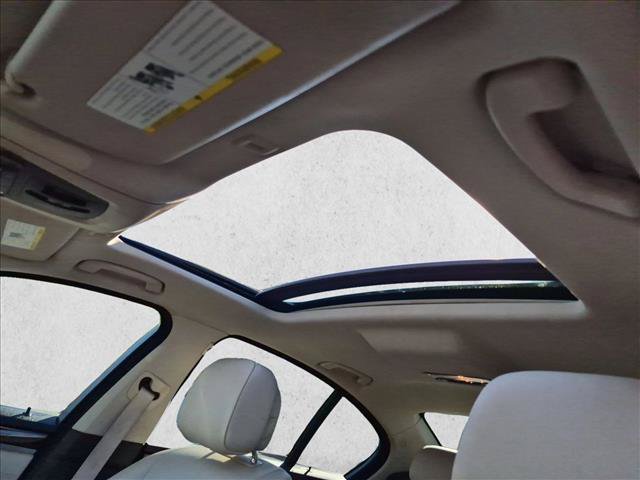Used 2013 BMW 535i Sedan RWD image 16