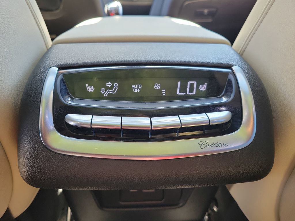 Used 2021 Cadillac XT6 Sport image 17