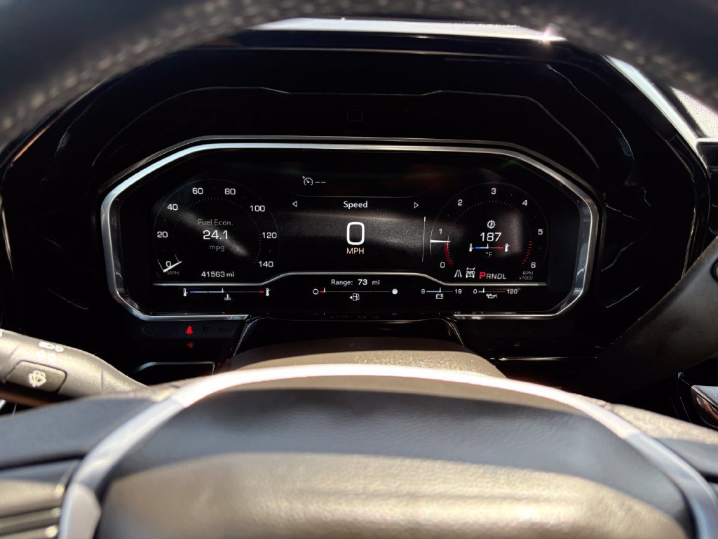 Used 2022 GMC Sierra 1500 SLT w/ X31 Off-Road Package AWD/4WD image 19