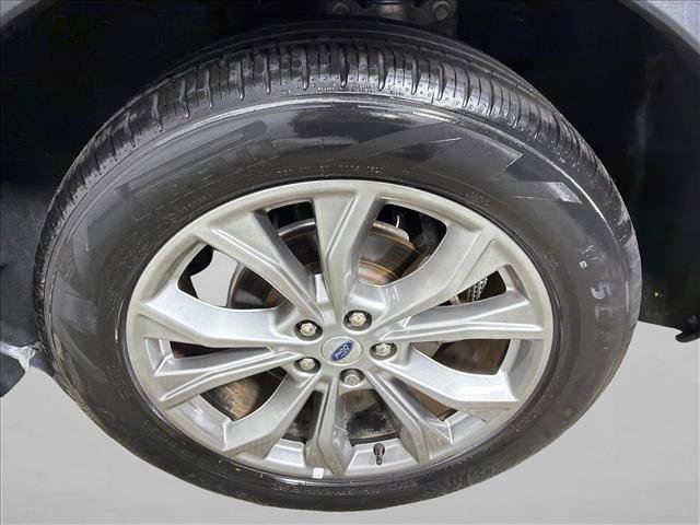 Used 2023 Ford Explorer XLT w/ Equipment Group 202A RWD image 20