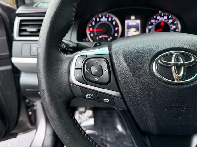 Used 2016 Toyota Camry SE image 14