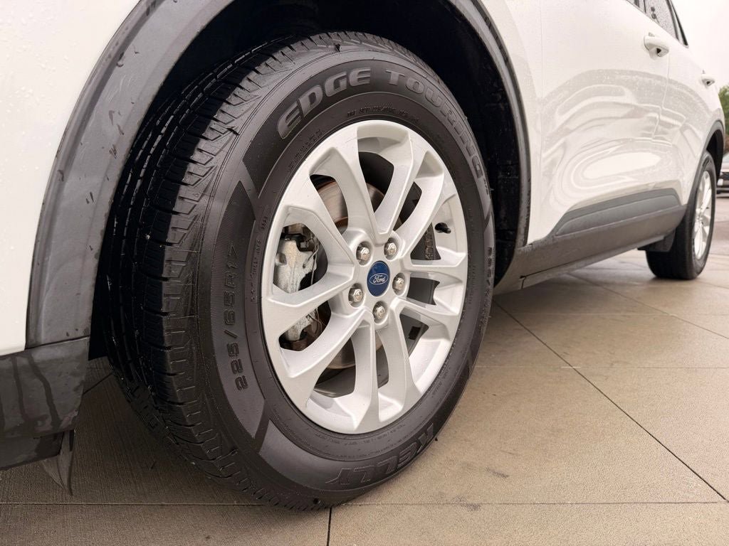 Used 2020 Ford Escape SE FWD image 10
