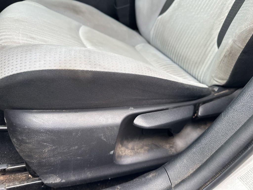 Used 2017 Toyota Prius Two w/ Carpet Mat Package image 16