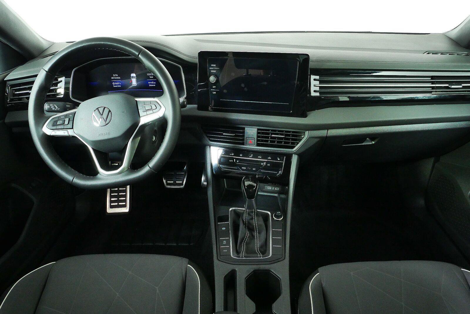 Certified 2025 Volkswagen Jetta Sport FWD image 16