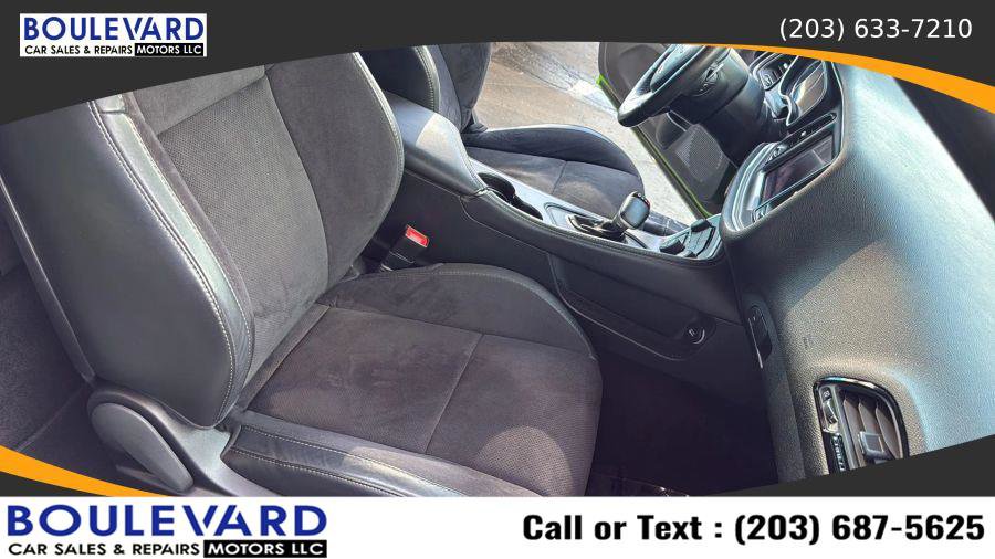 Used 2017 Dodge Challenger GT w/ GT Interior Package image 32