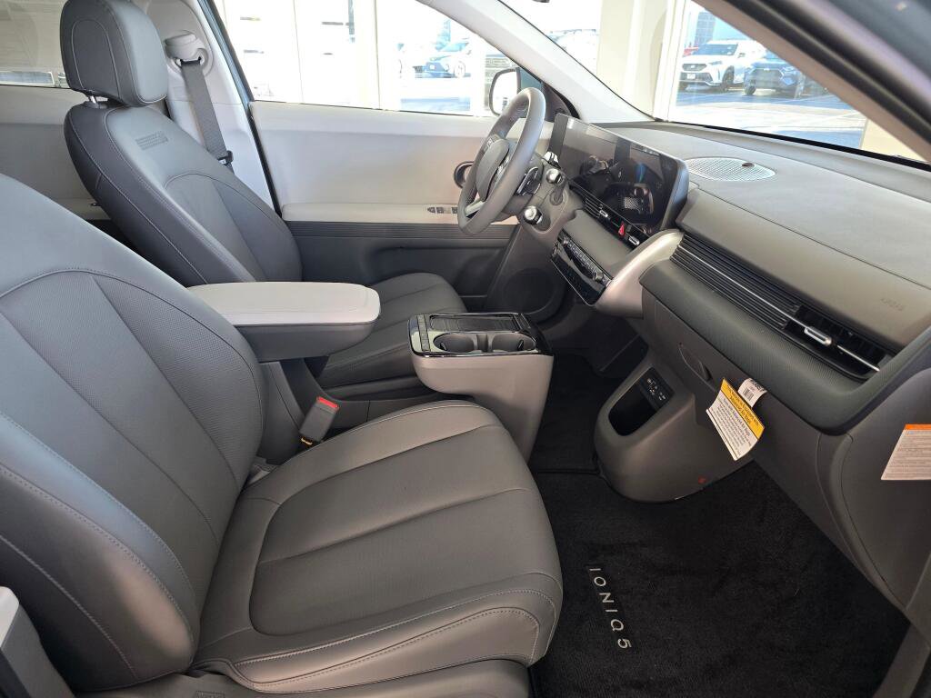 New 2026 Hyundai Ioniq 5 SEL image 36