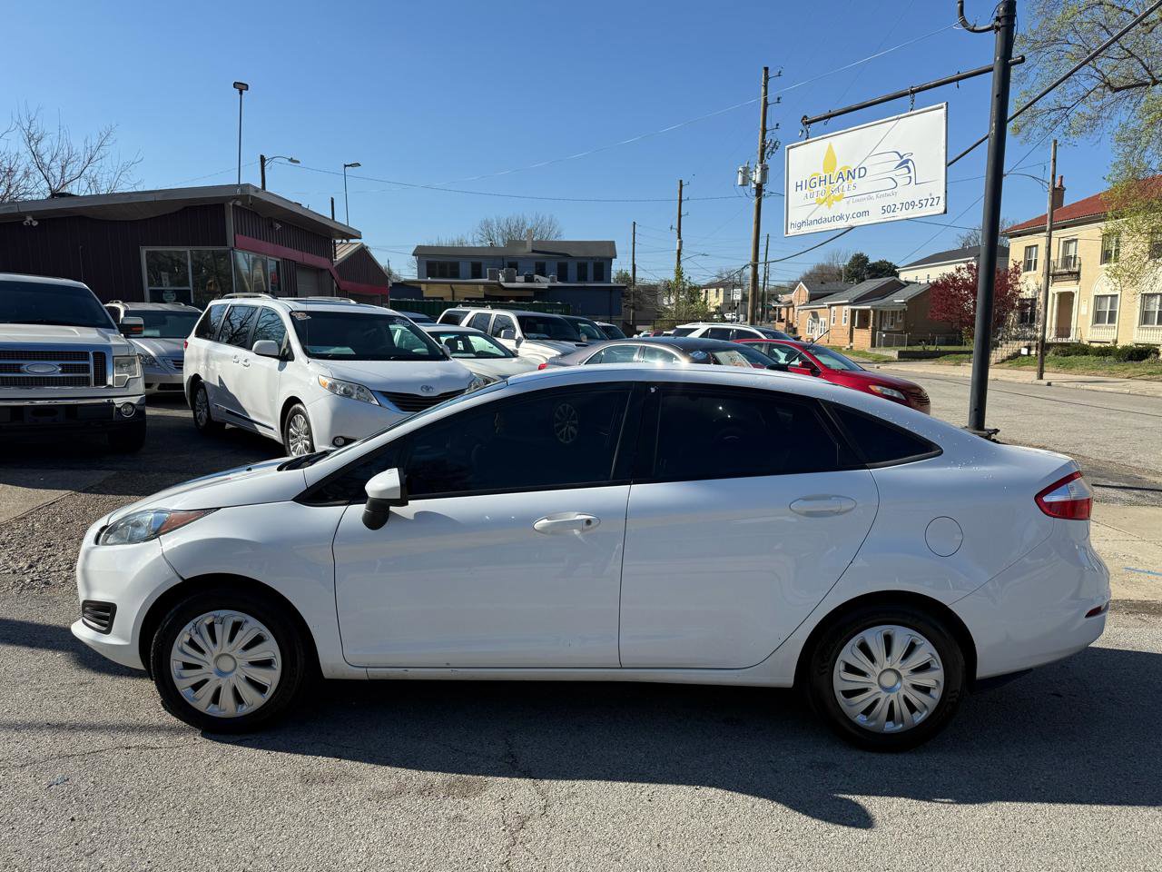 Used 2014 Ford Fiesta S FWD image 2