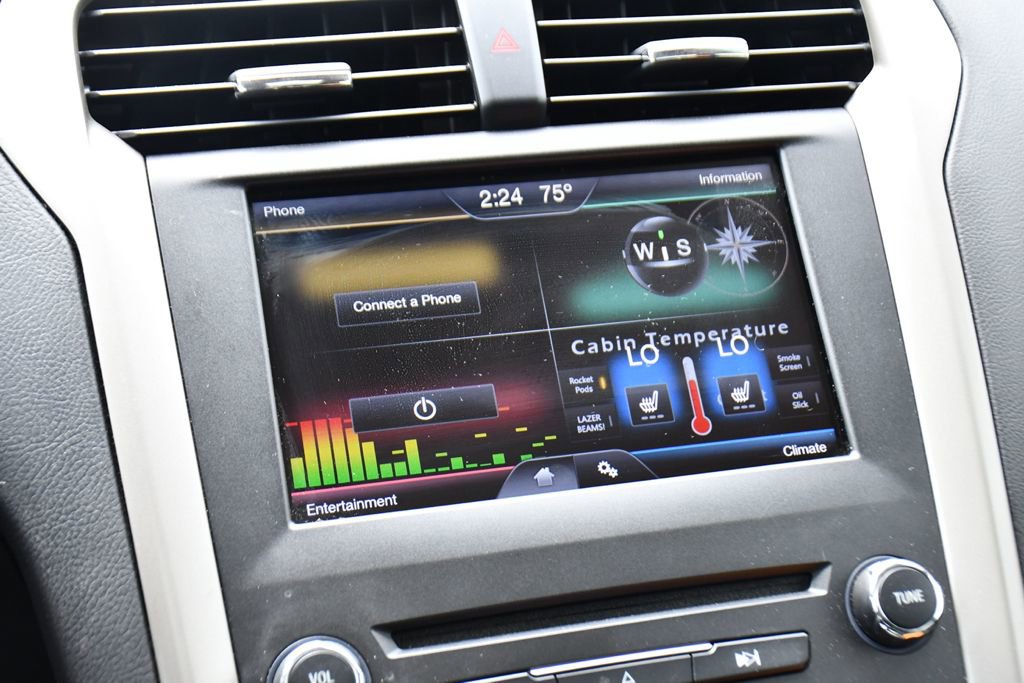 Used 2016 Ford Fusion SE w/ Equipment Group 202A FWD image 26