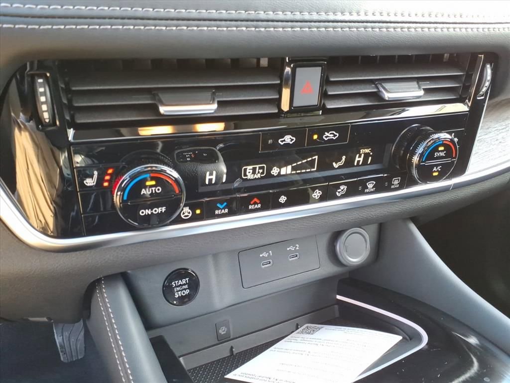 New 2026 Nissan Rogue Platinum w/ Tech Package image 14
