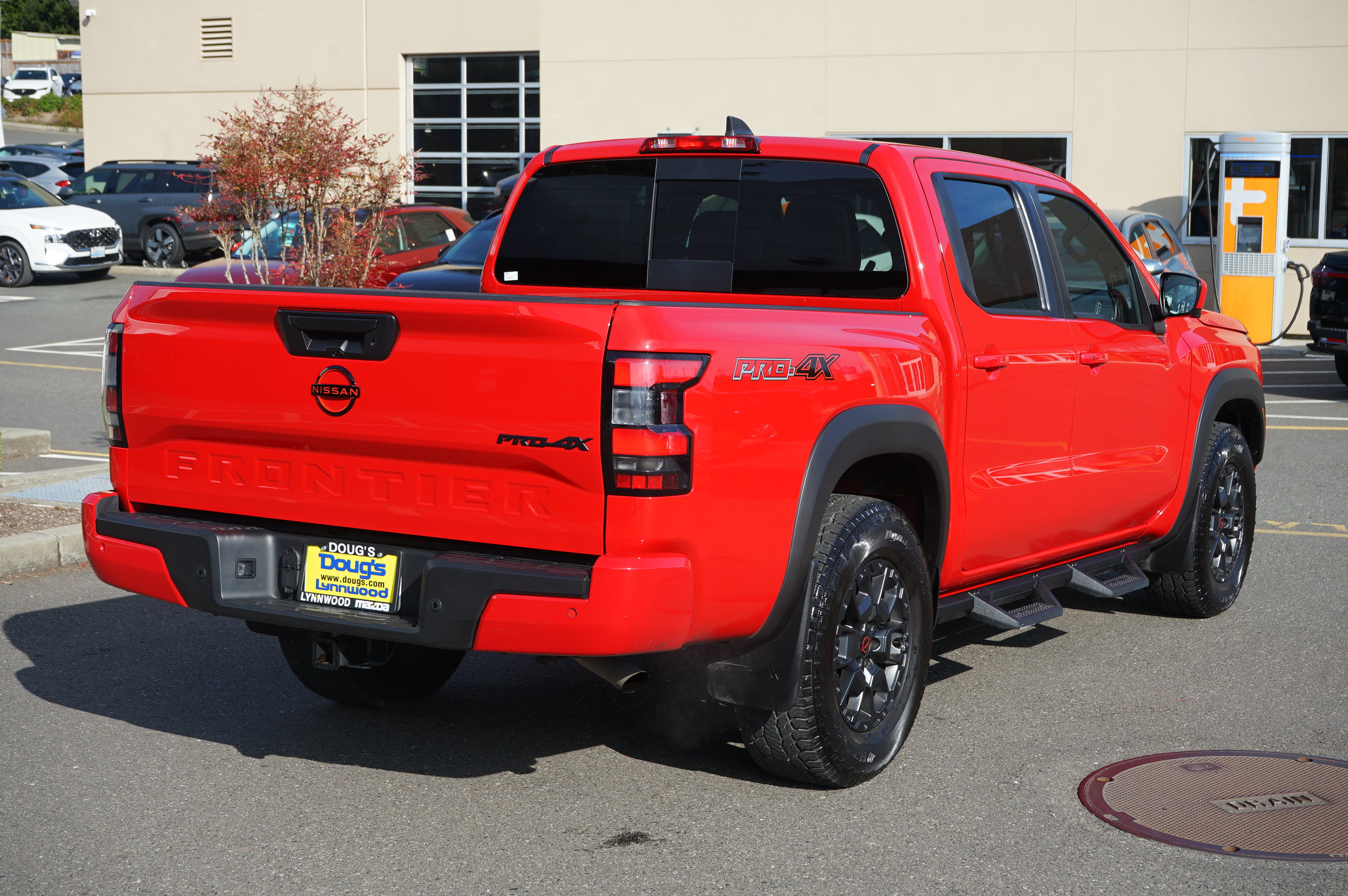 Used 2024 Nissan Frontier PRO-4X w/ Pro Premium Package AWD/4WD image 3