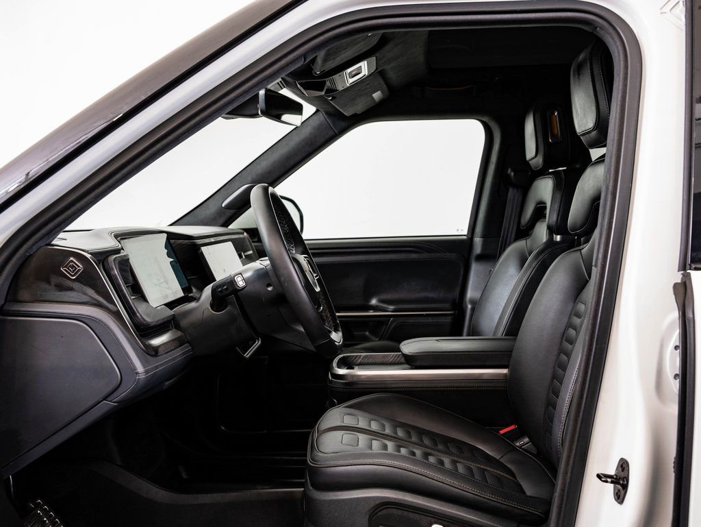 Used 2023 Rivian R1S Adventure image 26