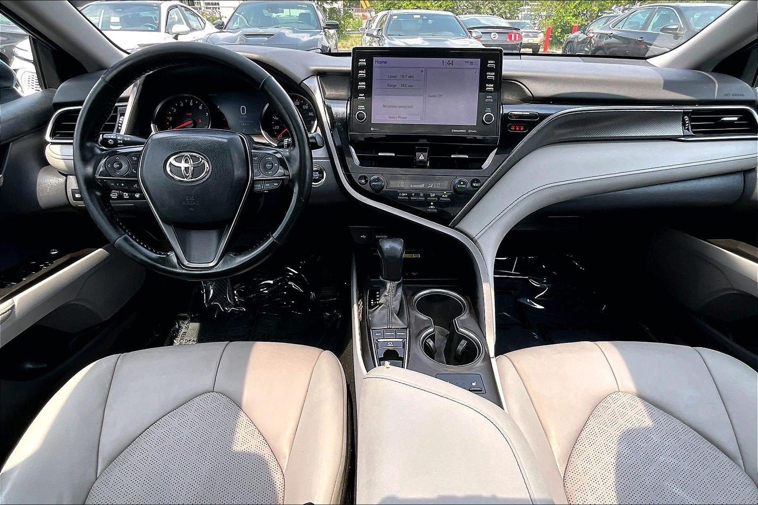 Used 2023 Toyota Camry XSE w/ Cold Weather Package FWD image 14