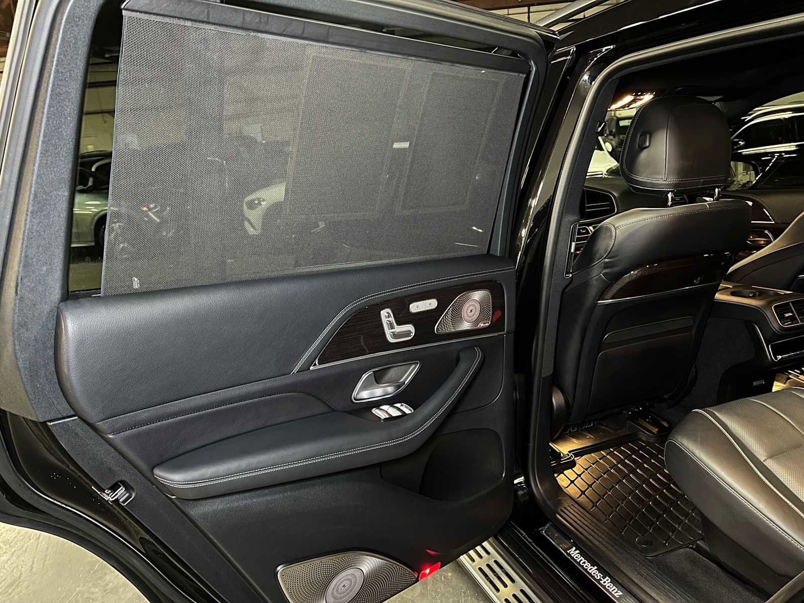 Used 2023 Mercedes-Benz GLS 580 4MATIC image 17