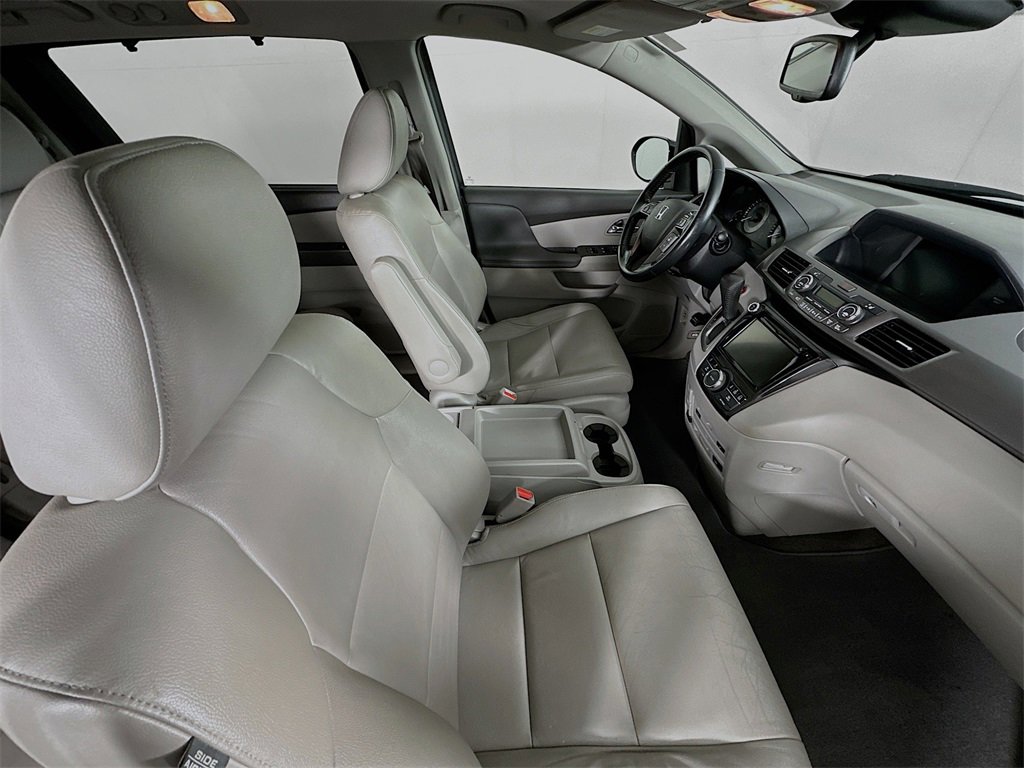 Used 2014 Honda Odyssey Touring image 31