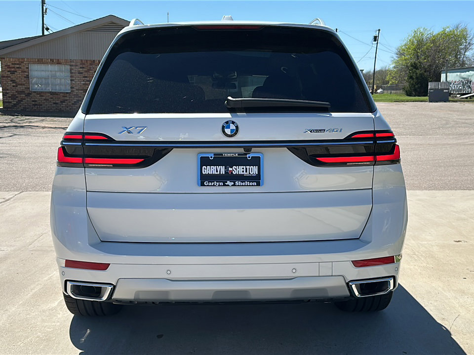 New 2026 BMW X7 xDrive40i image 7