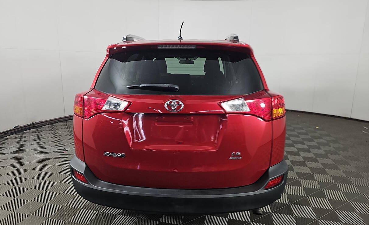 Used 2013 Toyota RAV4 LE AWD/4WD image 15