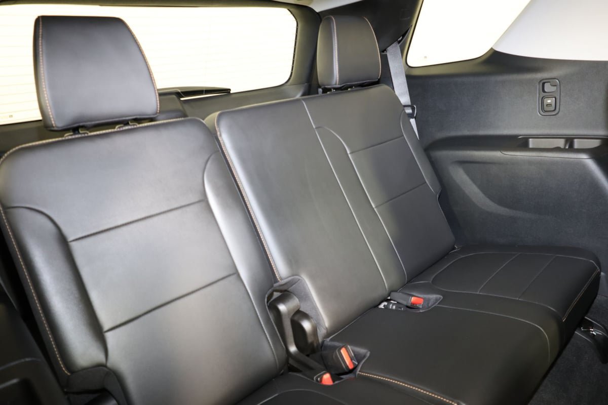 Used 2020 Chevrolet Traverse Premier w/ Redline Edition AWD/4WD image 44