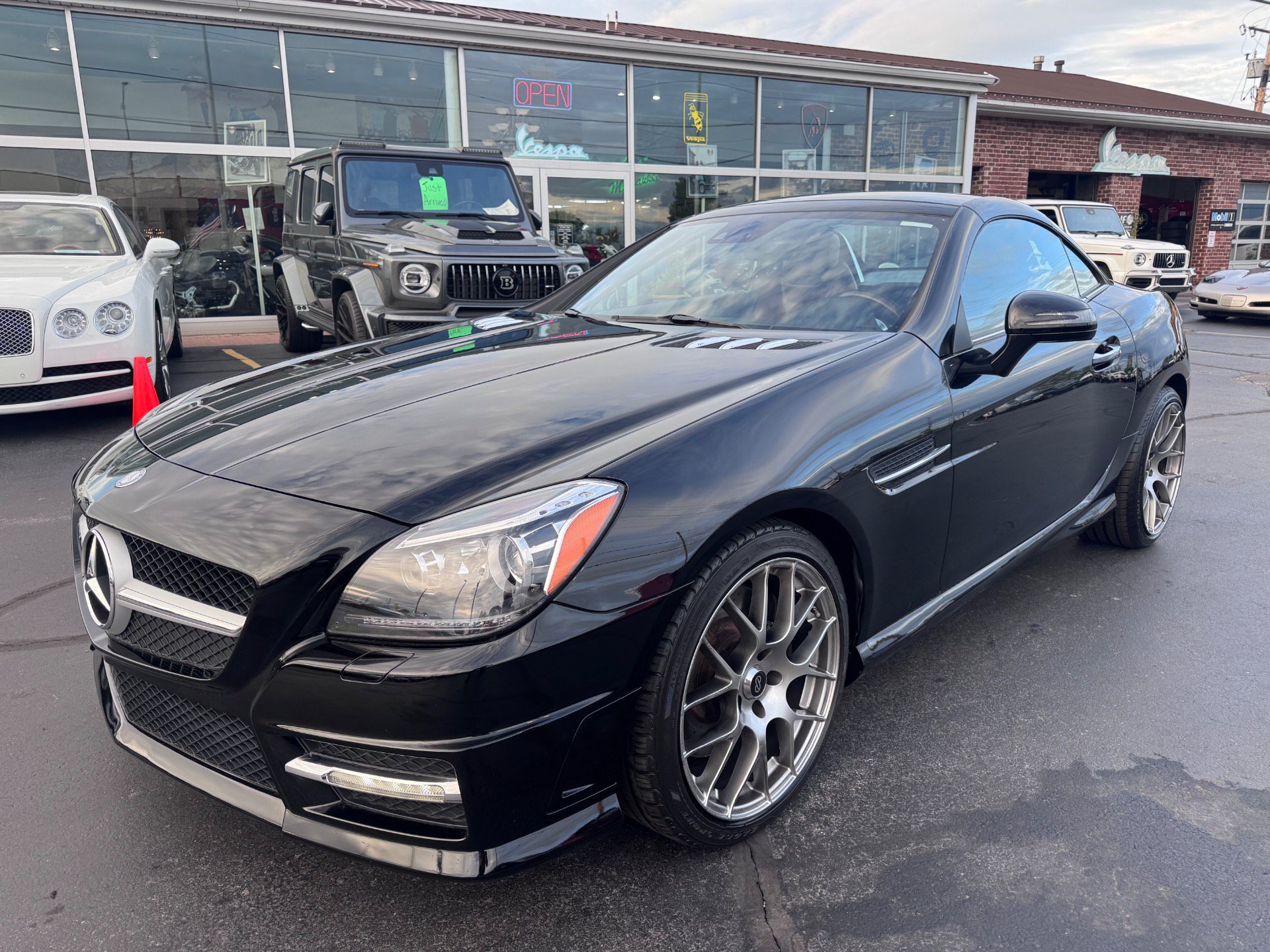 Used 2013 Mercedes-Benz SLK 250 image 34