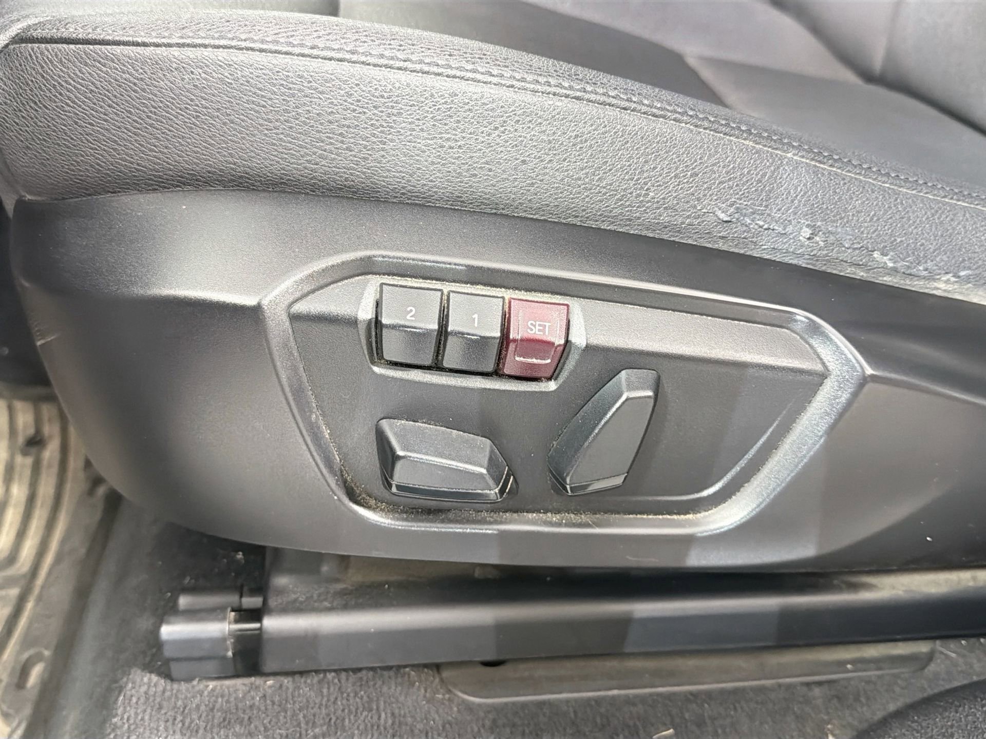 Used 2017 BMW X3 xDrive28i image 19