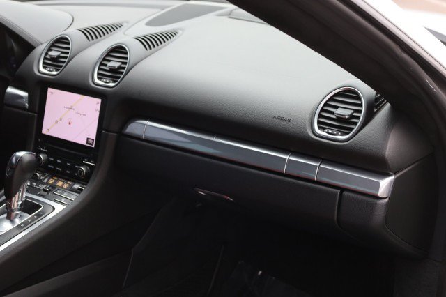 Used 2018 Porsche 718 Cayman RWD image 44