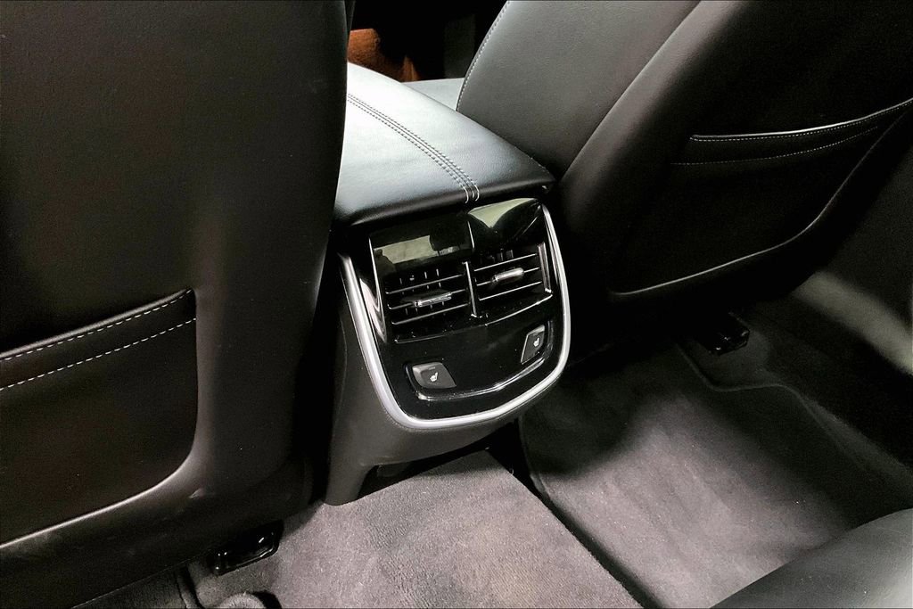 Used 2017 Cadillac XTS Luxury image 30