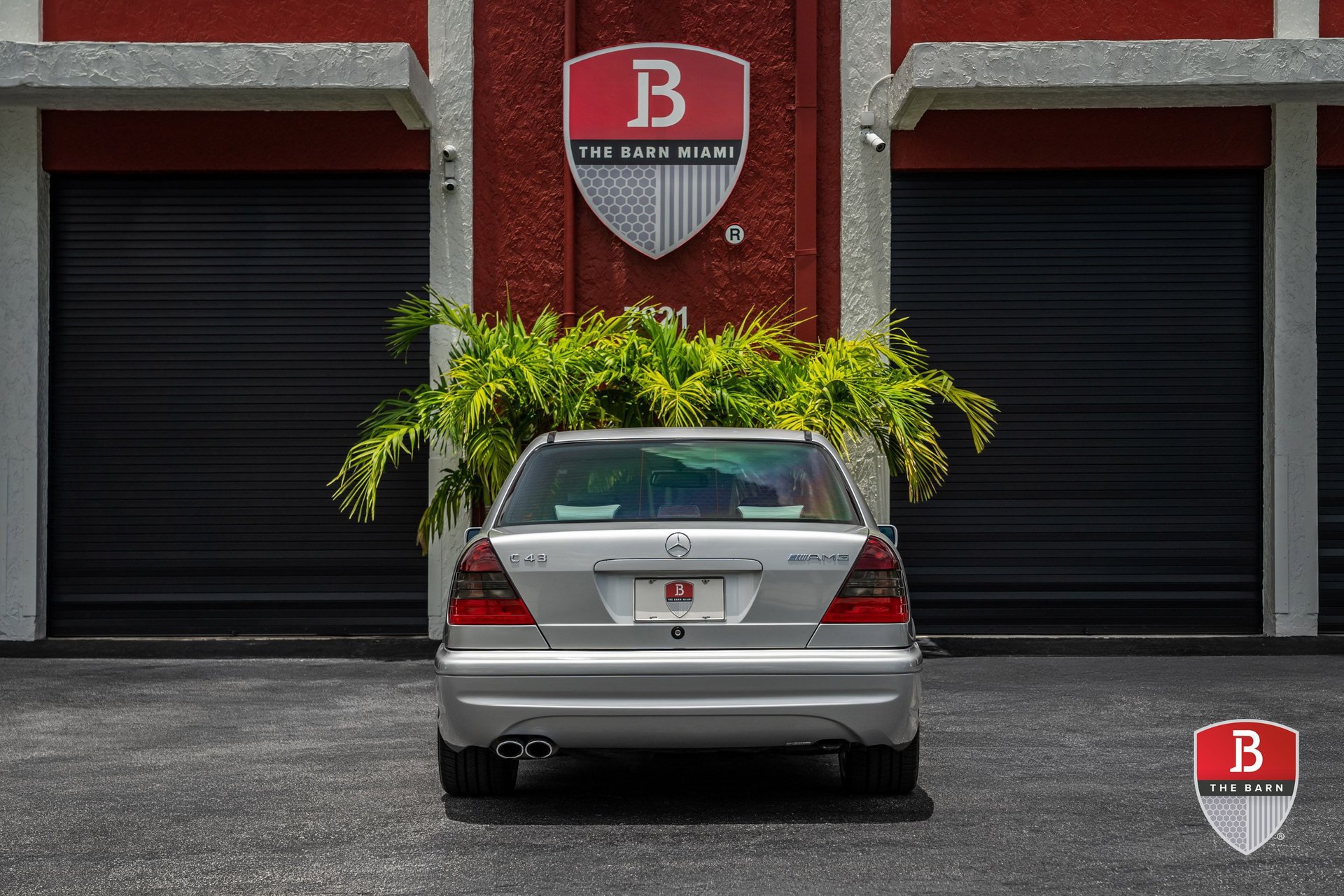 Used 1999 Mercedes-Benz C 43 AMG Sedan image 9
