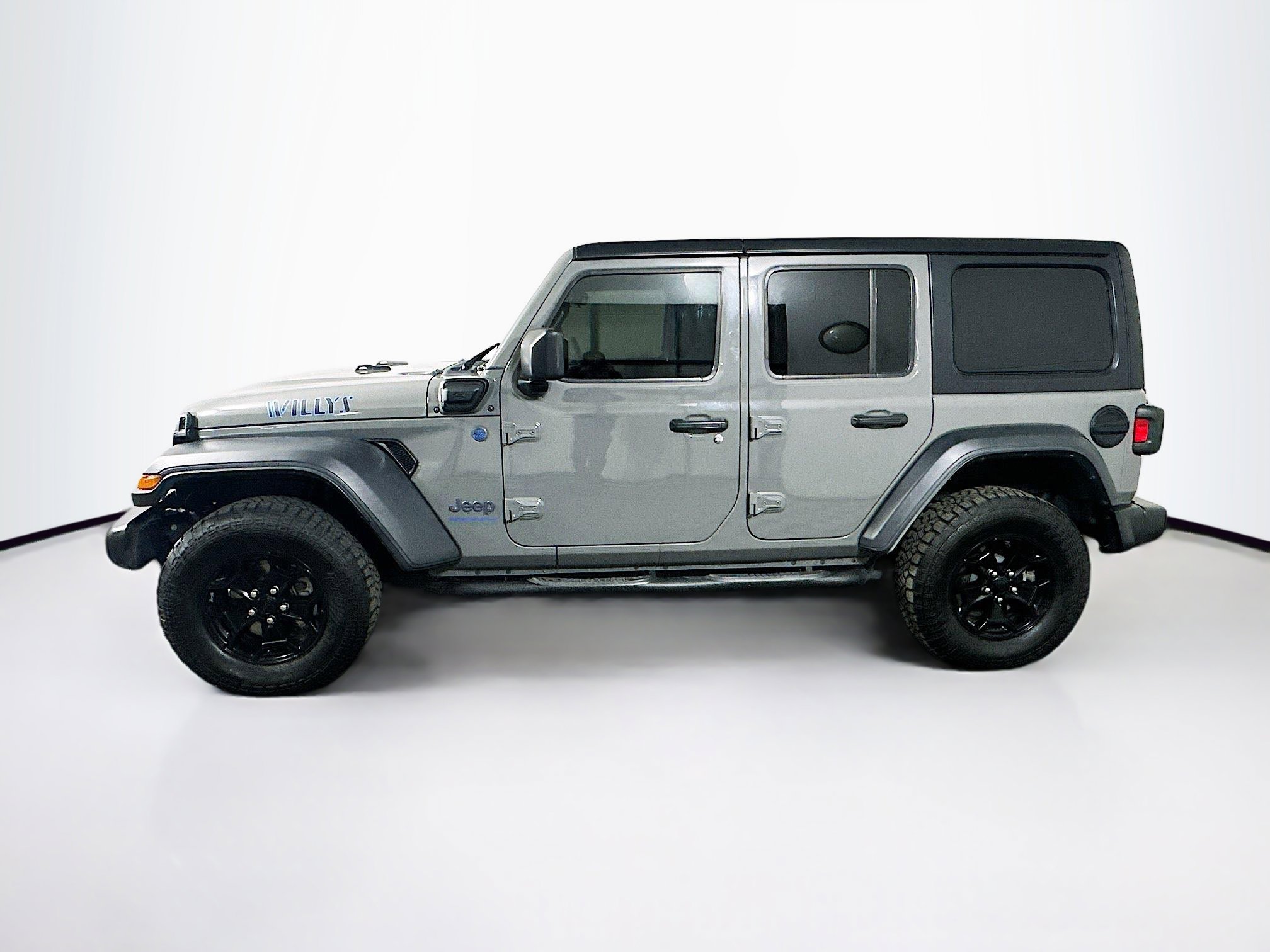 Used 2023 Jeep Wrangler Unlimited image 4