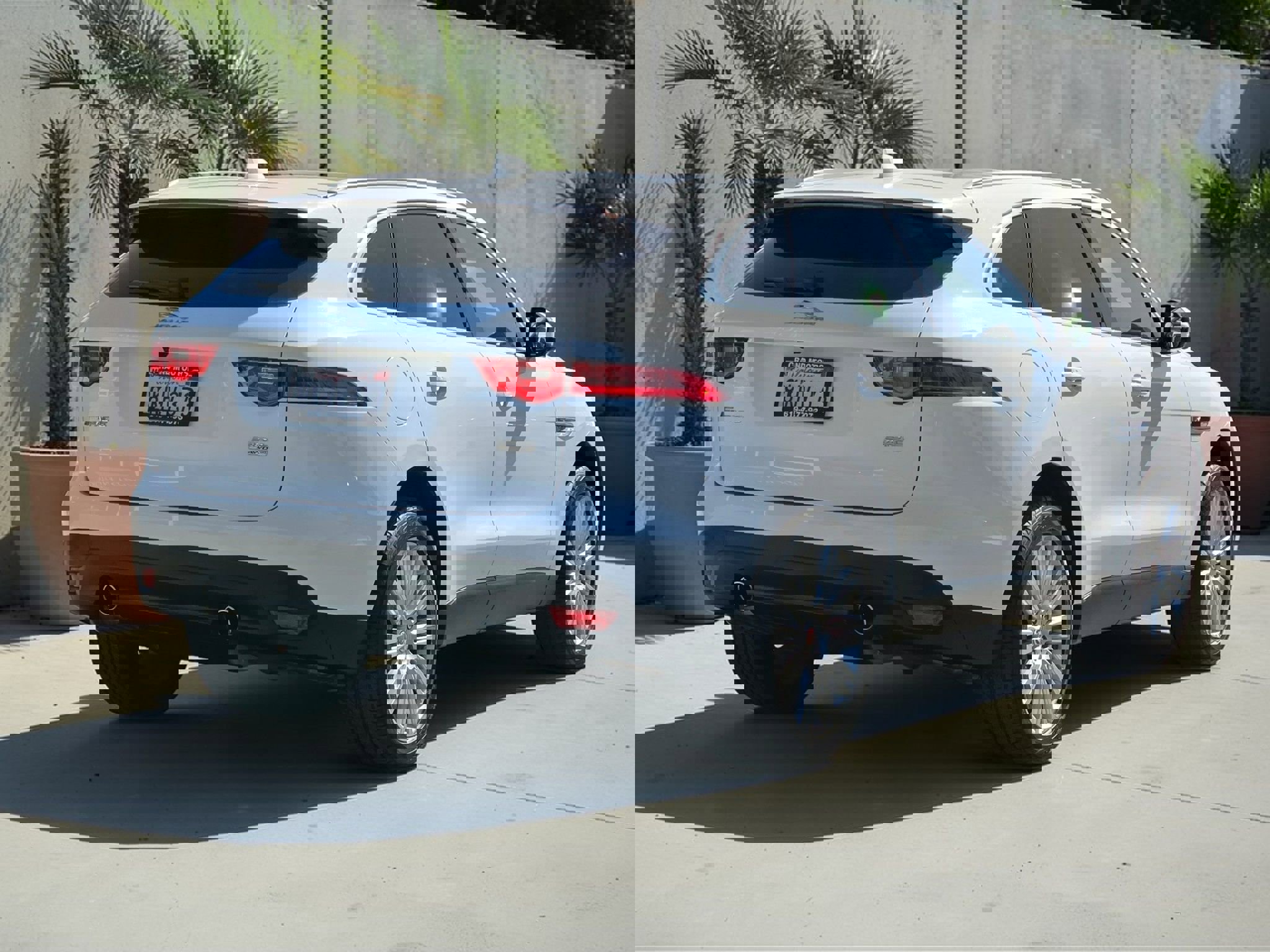 Used 2019 Jaguar F-PACE Portfolio image 6