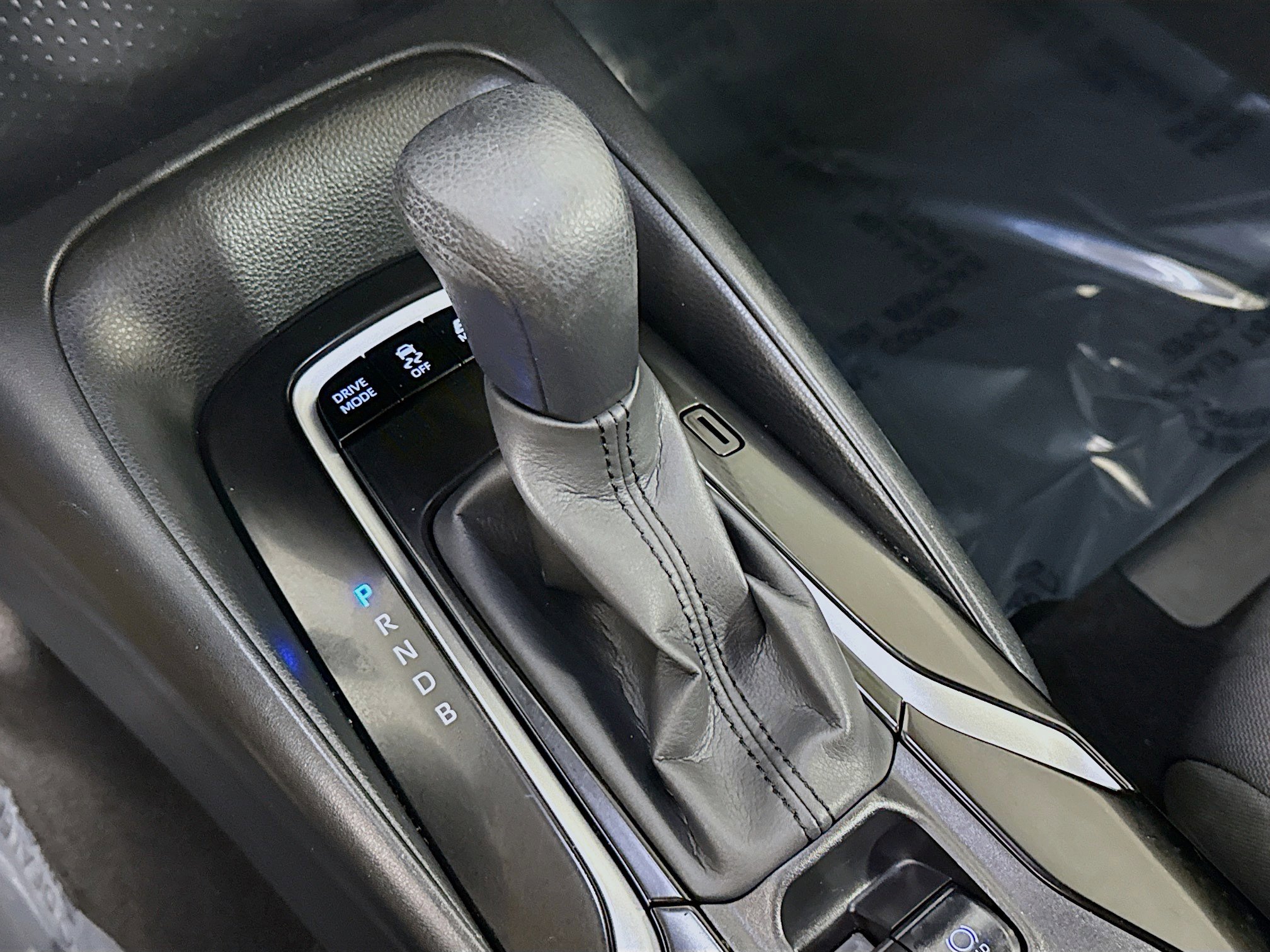 Used 2022 Toyota Corolla LE image 20