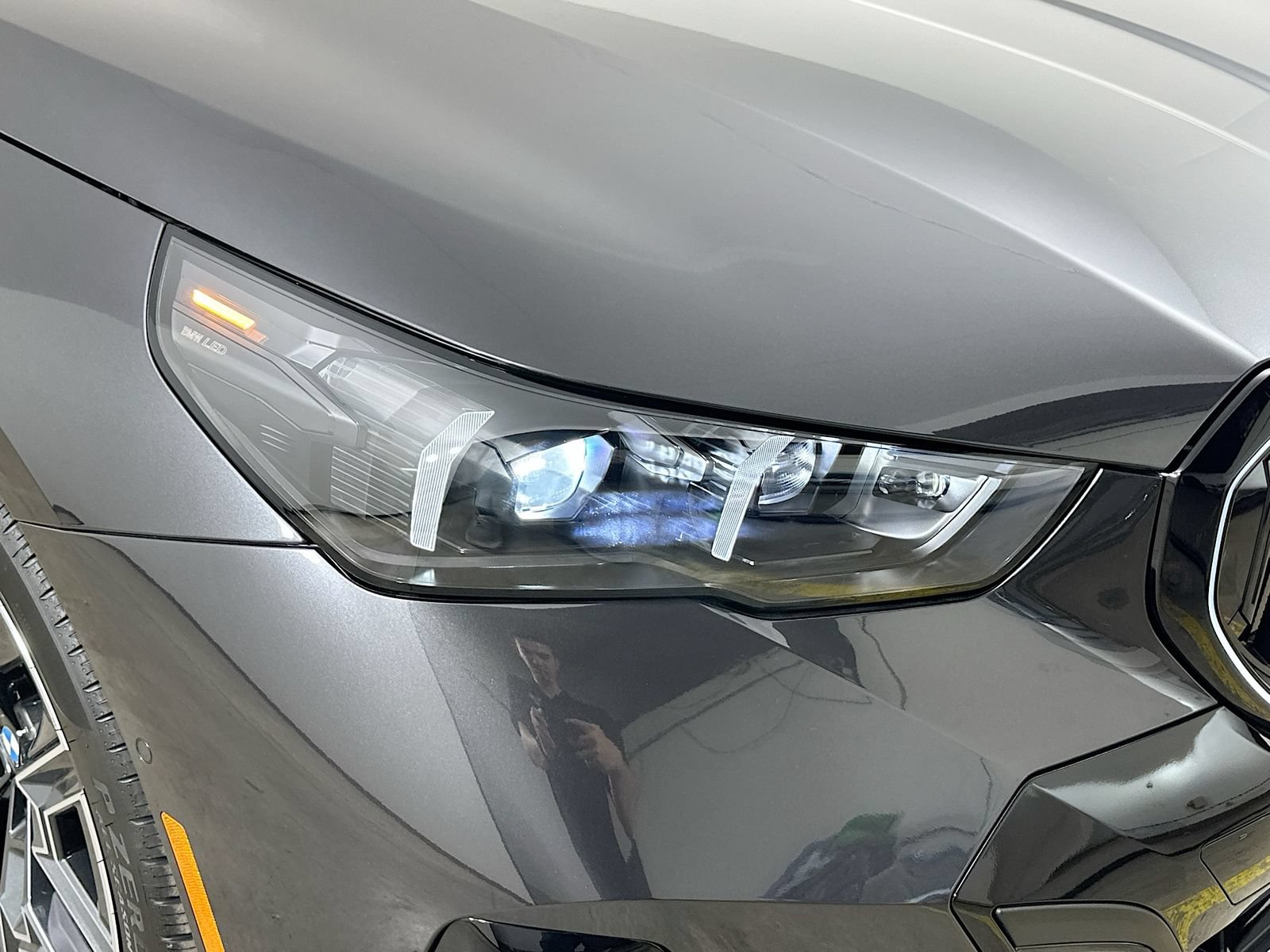 New 2027 BMW i5 xDrive40 w/ M Sport Package AWD/4WD image 9