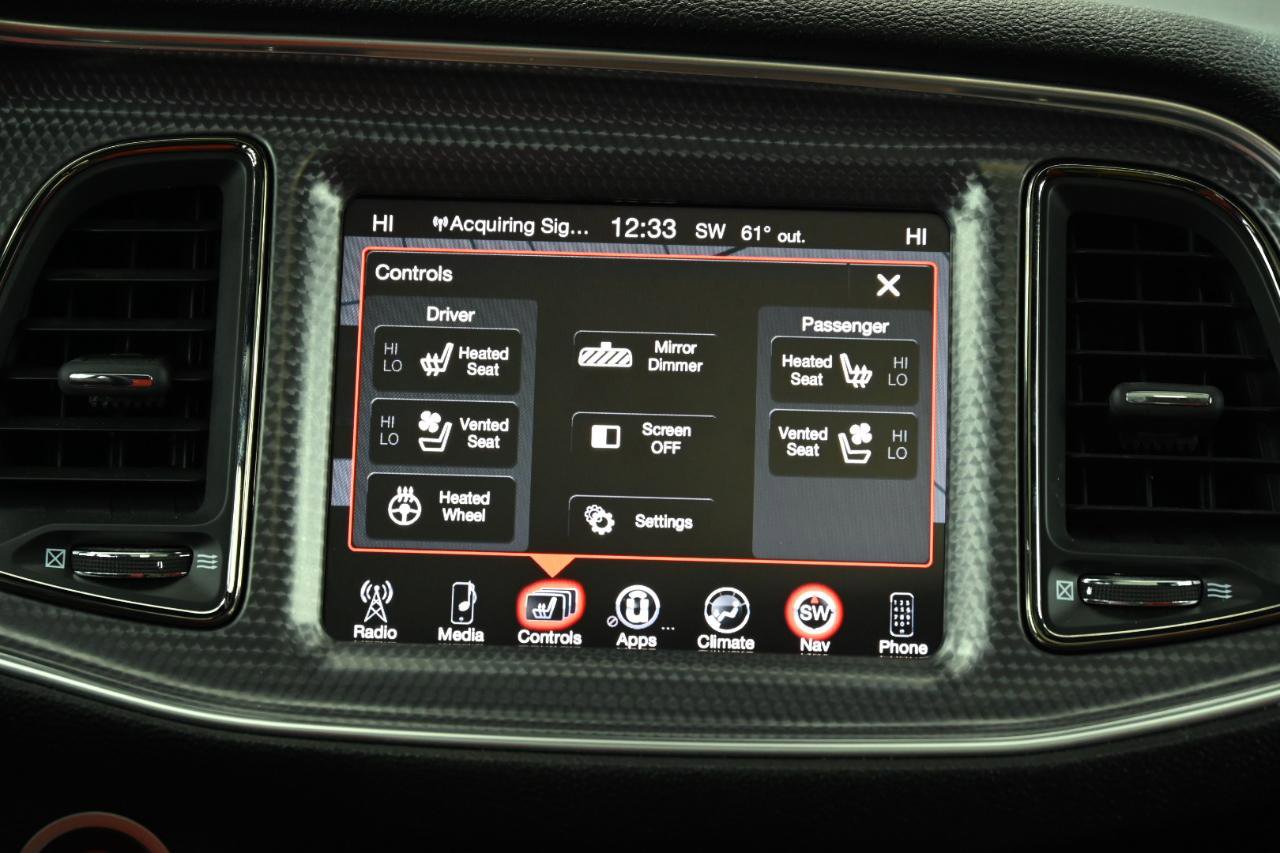 Used 2016 Dodge Challenger SRT Hellcat RWD image 33