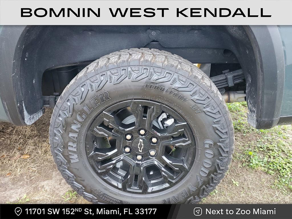 Used 2025 Chevrolet Silverado 1500 ZR2 w/ Technology Package image 14