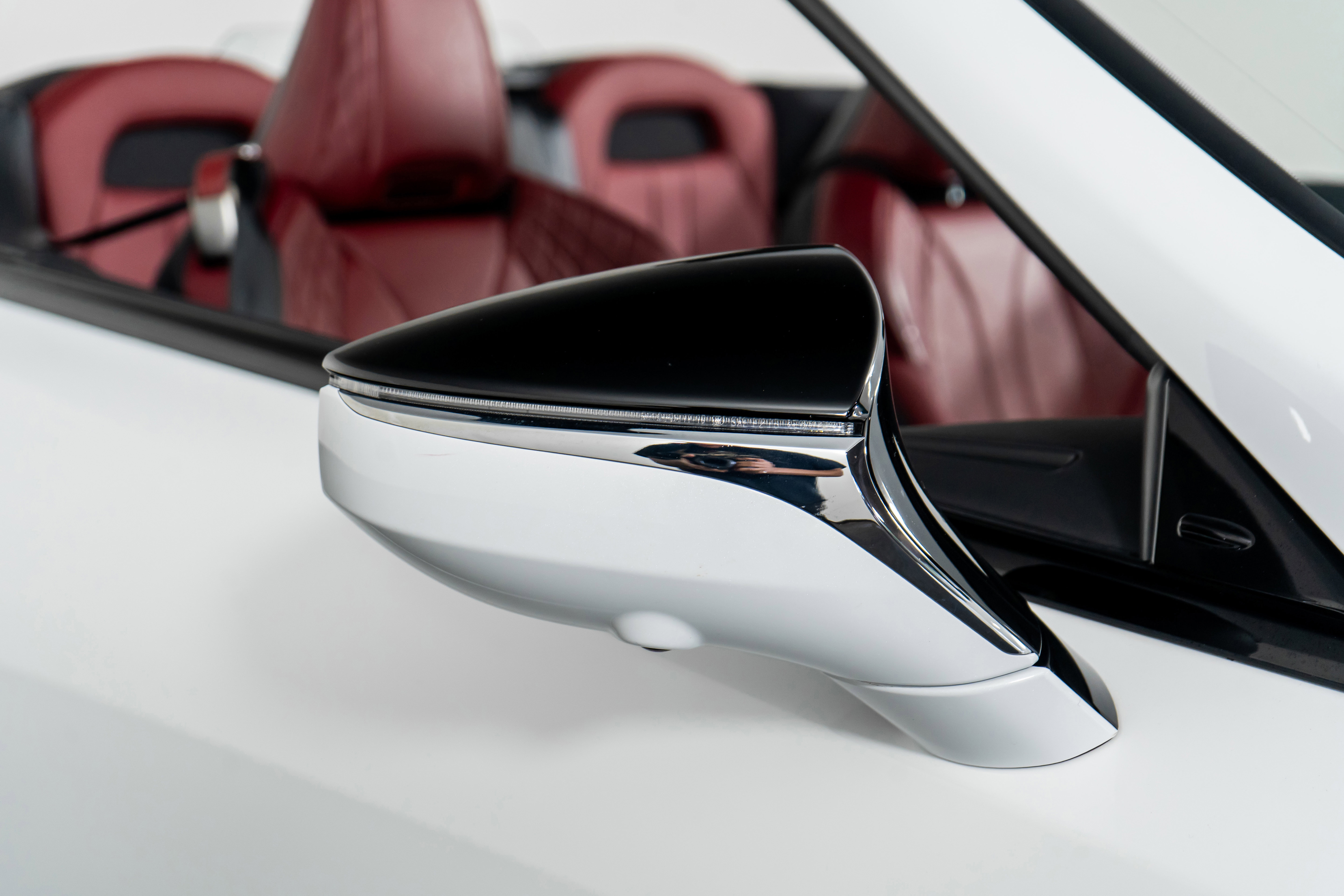 Used 2024 Lexus LC 500 Convertible image 28