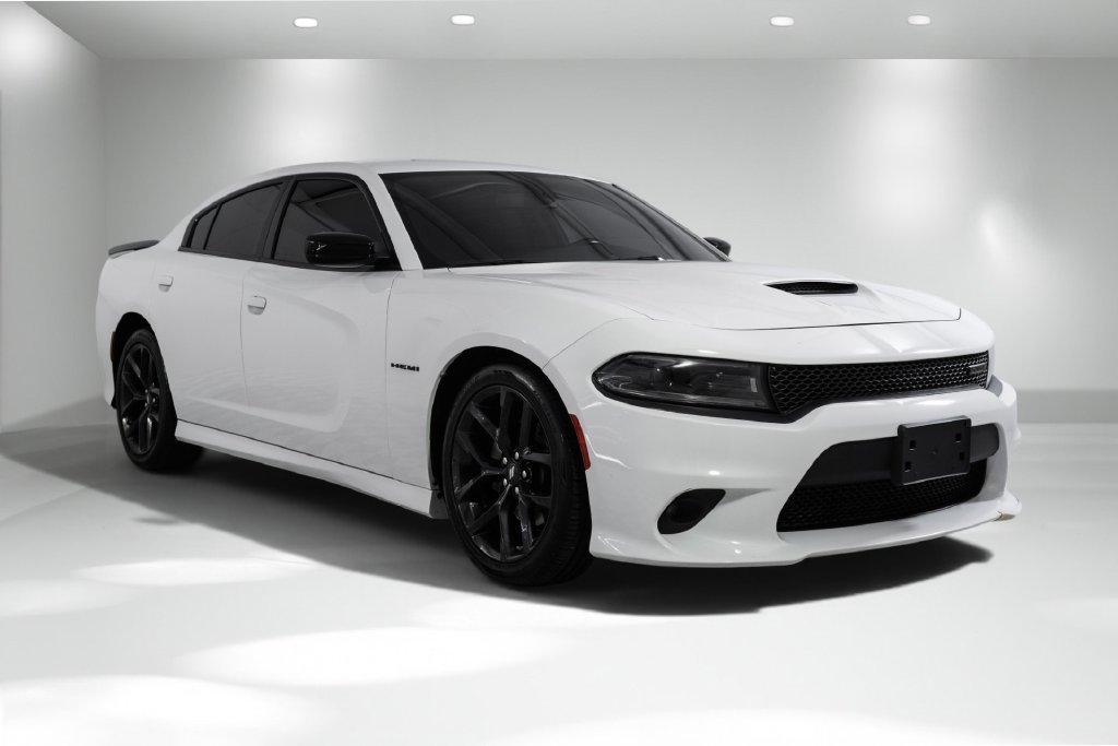Used 2022 Dodge Charger R/T w/ Blacktop Package RWD image 5