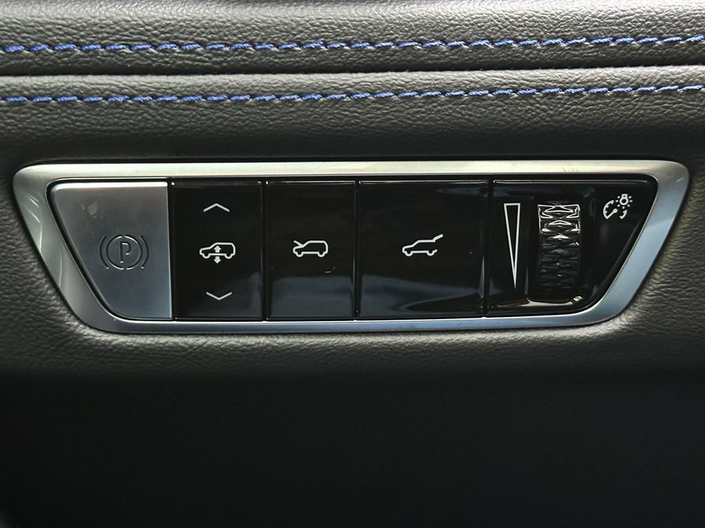 New 2026 Cadillac Escalade IQL Sport 1 AWD/4WD image 33