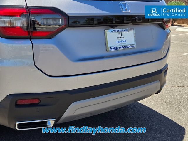 Certified 2025 Honda Pilot Touring image 7