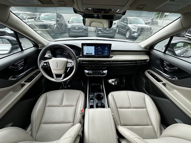 Certified 2024 Lincoln Corsair AWD w/ Equipment Group 101A image 16